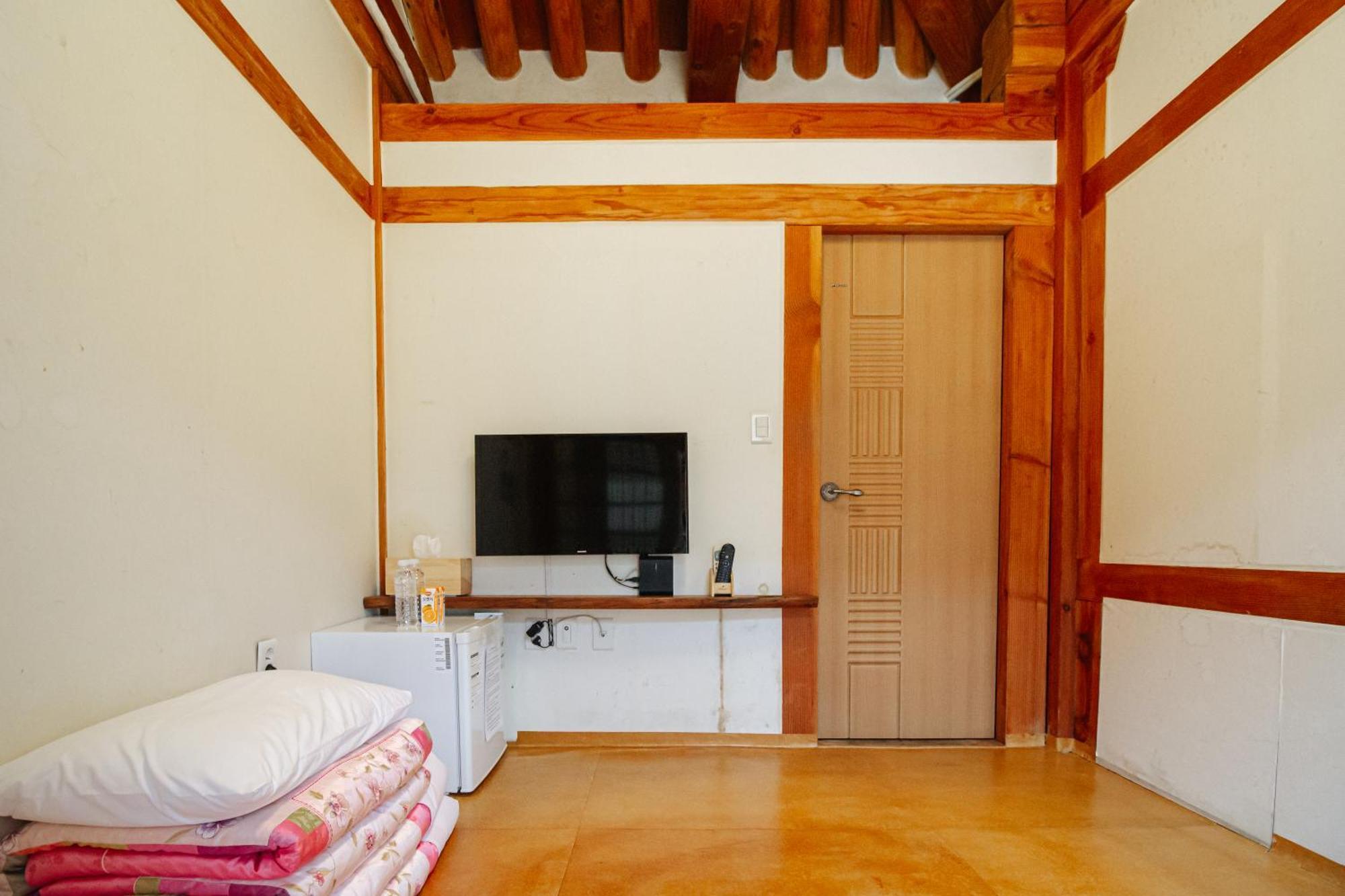 Jeonju Hanok Village Deoksugung Eksteriør bilde